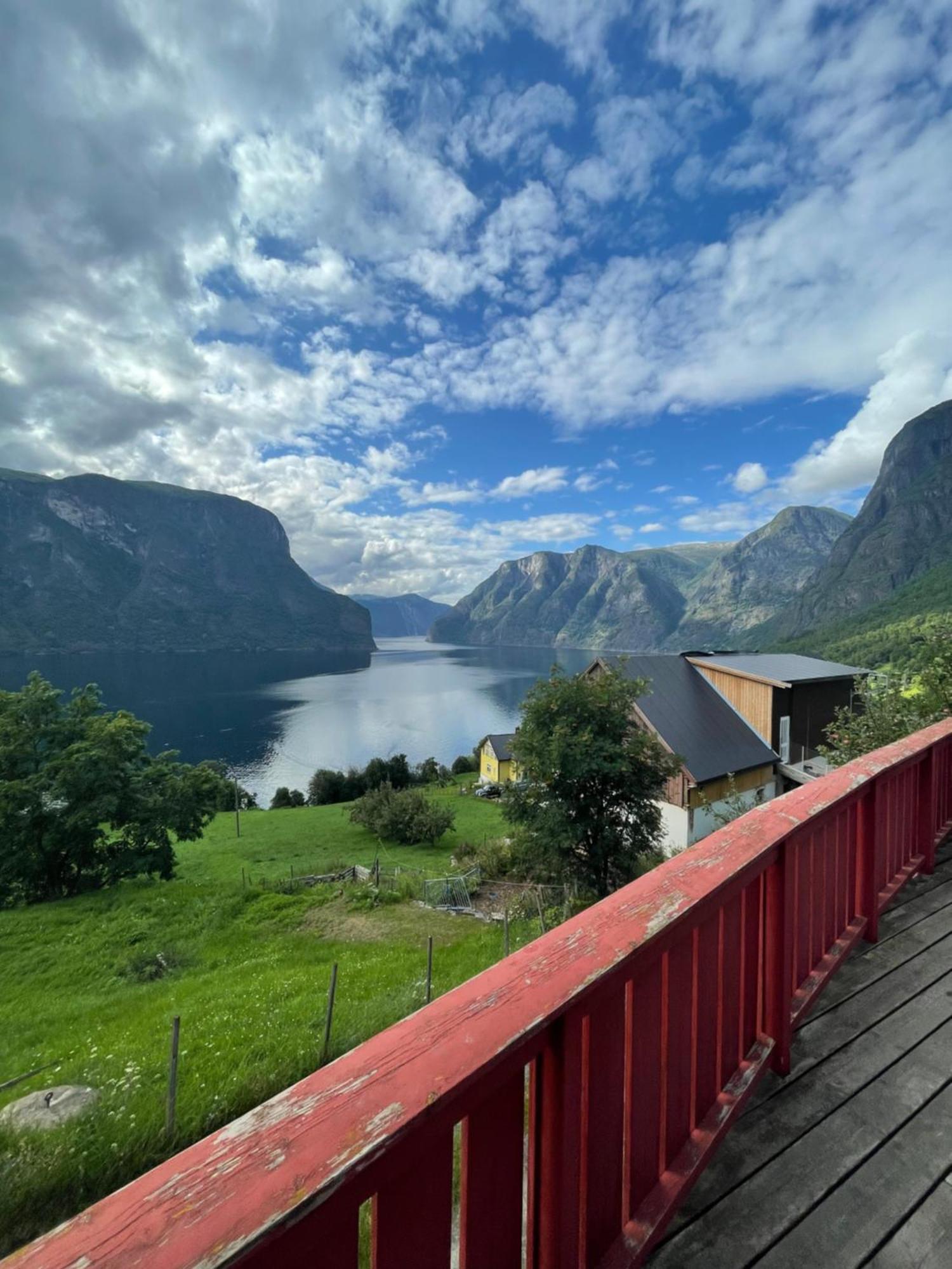 Kvam - Stegastein Apartment เอาร์ลัน ภายนอก รูปภาพ